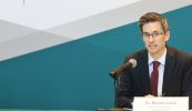 234 cás nua den choróinvíreas fógartha agus an dara ráta is airde i nDún na nGall