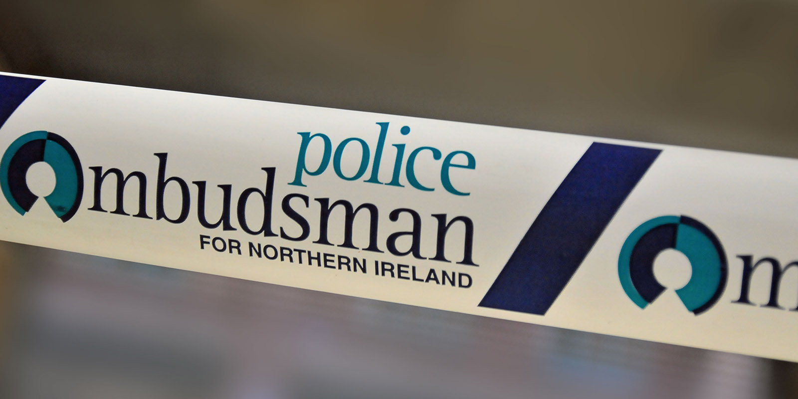 Tá cumhachtaí breise ó Ombudsman na bPóilíní – tá cás láidir aici