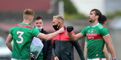 Is maith iad na comharthaí téarnaimh ach tá a fhios i Maigh Eo féin nach féidir brath orthu