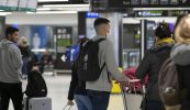Ní leor lagbheartais ná a bheith ag fanacht le vacsaín chun an víreas a smachtú