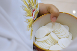 Céatadán na gCaitliceach tite ar fud na Gaeltachta