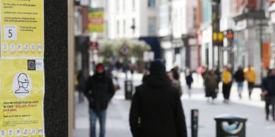 Naonúr eile básaithe, 443 cás nua den choróinvíreas fógartha