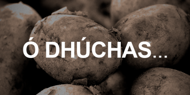 Ó DHÚCHAS: ‘Fata a chur i bhfolach’ agus ‘Fly away Jack’ –  cluichí ghasúir Chonamara 