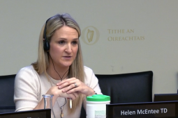 Tionscadal nua seolta le ‘beocht’ a chur sa Ghaeilge ‘lasmuigh de gheataí na scoile’