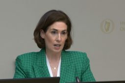 Dhá chúrsa nua sa mhúinteoireacht trí Ghaeilge le cur ar bun