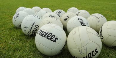 Más ag cruinniú cinn bhliana duit an deireadh seachtaine seo, cuir in airde do láimh