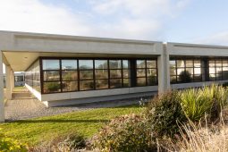 Údarás na Gaeltachta ag diúltú aon eolas a thabhairt faoi dhíolachán scaireanna ar €5 milliún