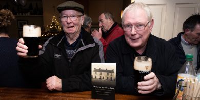 GAILEARAÍ: ‘Murdar ar an Lochán Beag’ le Peadar Ó Máille seolta Tigh Mholly, i gCois Fharraige