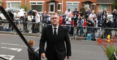 Athbhreithniú ar ‘Thriail na bhFíoras’ i ndiaidh chás Donaldson