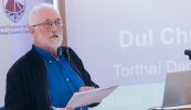 ‘Gadaíocht chultúrtha is ea Ceathrú Ghaeltachta a thabhairt ar cheantar Bhóthar na bhFál’ – Ó hÉallaithe
