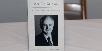 Bainfidh Gaeil agus pobal na Gaeltachta uilig taitneamh as an leabhar seo…