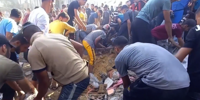 Campa dídeanaithe ollmhór á dhéanamh de Gaza