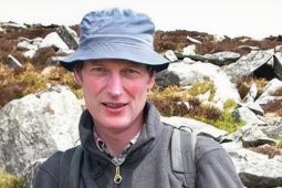 ‘Neamhaird’ déanta ag an stát ar ‘réimse mór logainmneacha’ – léarscáilí