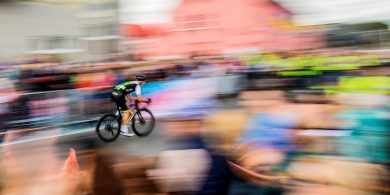 Turas chun na hIodáile leis an zaipire, agus chuig an Tour de France ar an TGV (LCD)