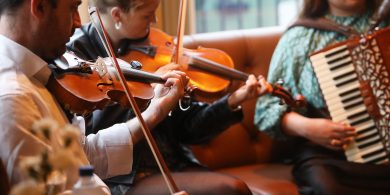 Plúr na n-imeachtaí Gaeilge ag Oíche Chultúir 2025