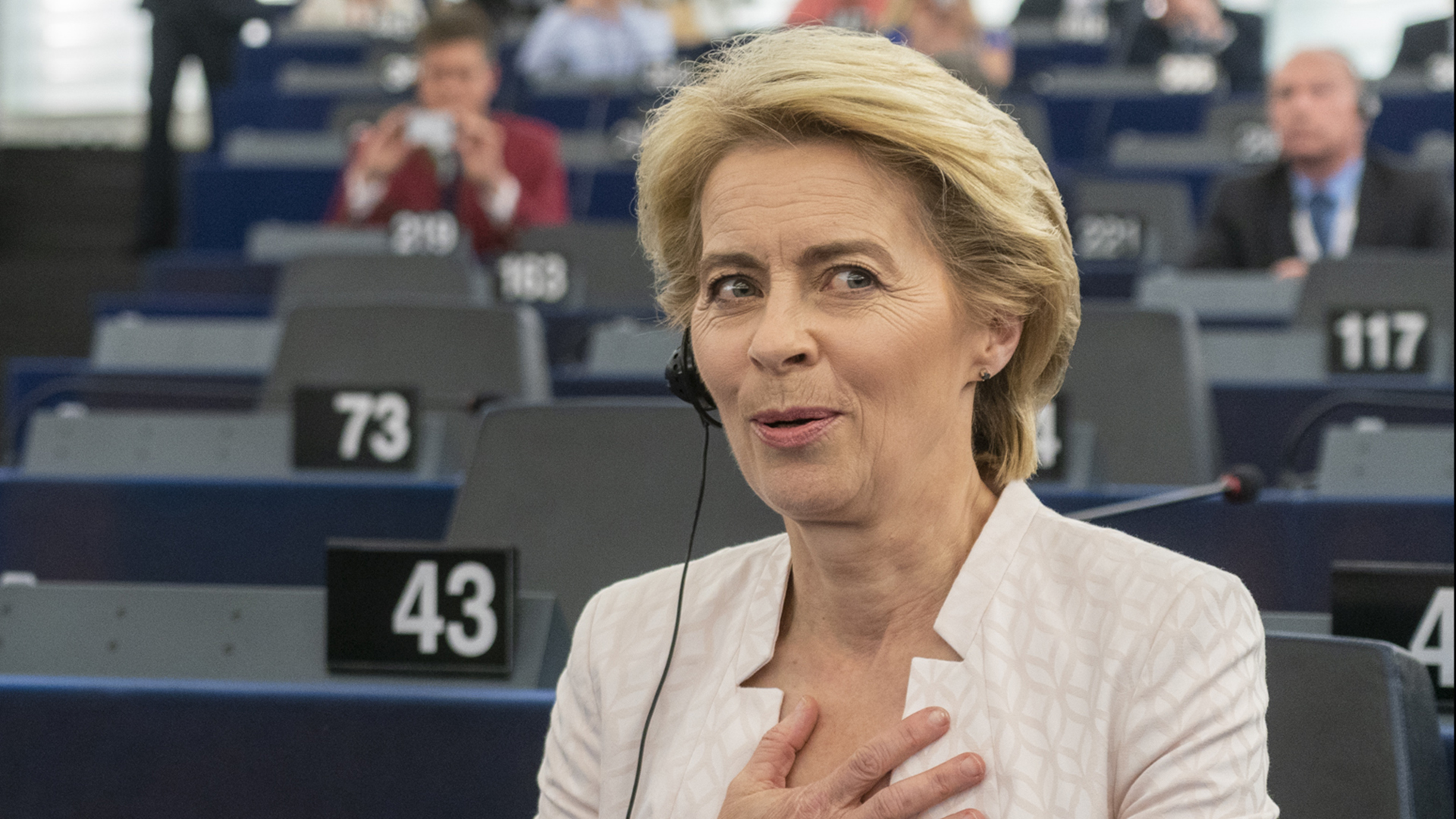 Ursula von der Leyen tofa ina huachtarán ar an gCoimisiún Eorpach don dara téarma
