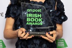 Sé leabhar ainmnithe ar ghearrliosta ghradaim na Gaeilge ag An Post Irish Book Awards