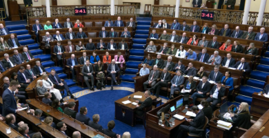 Spreag scéal míchruinn ar na meáin shóisialta áibhéil as cuimse ar feadh dhá lá i dTeach Laighean