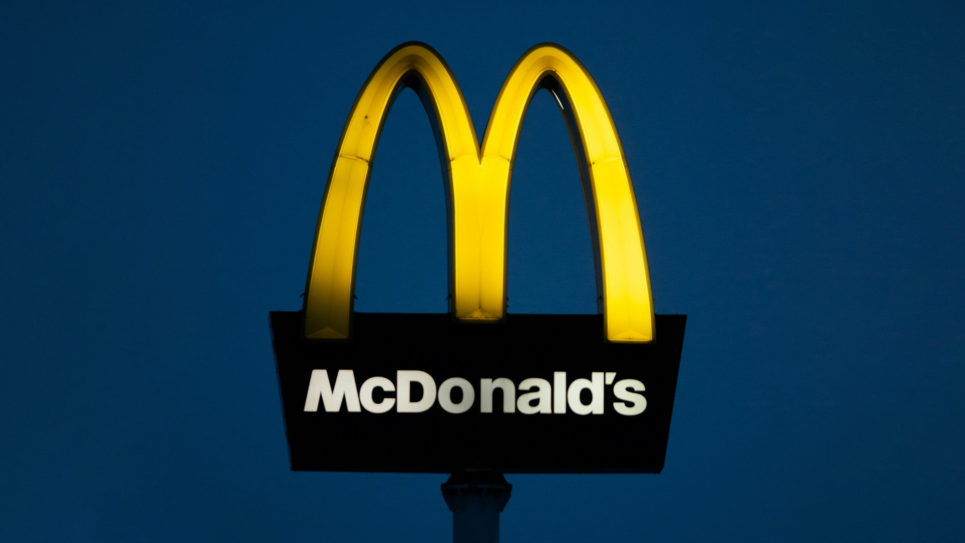 Rogha Ghaeilge ar bith ar mheaisíní i mbialanna McDonald’s sa Tuaisceart