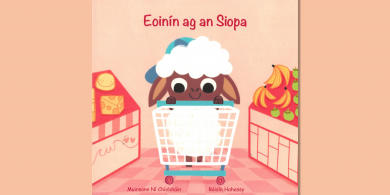 Is cinnte go mbeidh fonn ar léitheoirí óga na Gaeilge filleadh ar an siopa le hEoinín arís