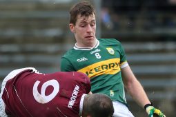 Is beag idir beatha agus bás d’fhoirne agus an babhta deireanach sa tsraith romhainn