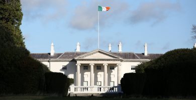 Linda Ervine ceaptha ar an gcomhairle Stáit ag an Uachtarán