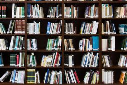 Buiséad €2 mhilliún ag Clár na Leabhar Gaeilge den chéad uair riamh