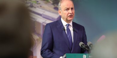 Ní chuirfidh Micheál Martin stop le hathaontú na hÉireann