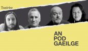 Ag gáirí faoi chaint Mháirtín Uí Chadhain ar an WhatsApp agus ‘carnabhal mearbhaill’ Kneecap