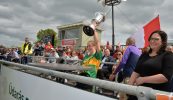 Baile Chláir na Gaillimhe spreagtha ag gaiscí Trill agus Slevin agus Niamh Ní Bhaoill ina laoch do Naomh Columba