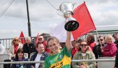 Na himreoirí ab fhearr agus na sárfhoirne ó Chomórtas Peile na Gaeltachta 2025