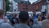 Bithiúntas ciníoch atá ann agus meatacht is ea é aon rud eile a rá