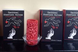 Leagan breá Gaeilge d’eachtraí cáiliúla Sherlock Holmes