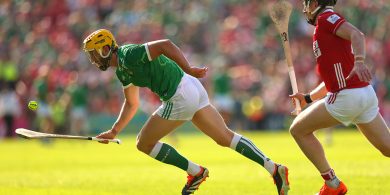 Corcaigh agus Luimneach ag tabhairt aghaidh ar a chéile agus leathshúil acu ar chluiche ceannais