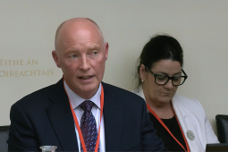 ‘Dá gcuirimis tús le rannóg tithíochta amárach, bheadh dhá nó trí nó ceithre bliana ann sula mbeadh tithe tógtha’ – Údarás na Gaeltachta