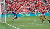 Tábhacht na gcúl léirithe ag Corcaigh agus Tiobraid Árann ar a mbealach chuig cluiche ceannais na hÉireann