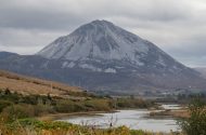 Tarrtháil tugtha ar shiúlaí sléibhe ar an Earagail