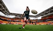 Na Leoin réidh le tabhairt faoin Astráil faoi dheireadh ach bí cinnte go mbeidh cleas nó dhó réitithe ag Joe Schmidt