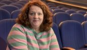 ‘Beidh canúintí éagsúla le cloisteáil sna léirithe agus tá muid ag iarraidh dul amach go dtí an pobal ar fud na tíre’ – stiúrthóir nua na Taibhdheirce