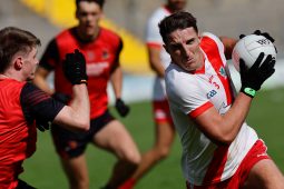 Lá mór d’fhoirne Chorca Dhuibhne agus cluichí leathcheannais na Mumhan rompu