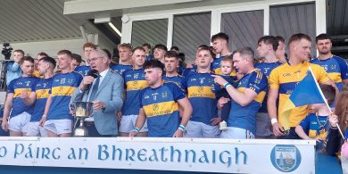 Bua mór d’iománaithe na Rinne, idir mhaith agus olc ag foirne Chorca Dhuibhne agus cleas Chonamara ag dul go maith