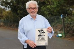 GAILEARAÍ: Slua mór ag seoladh Fhéile John Ford sa Spidéal