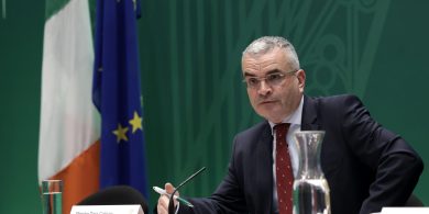 Fáilte curtha roimh ardú buiséid don Ghaeilge ‘ach bearnaí’ fós ann