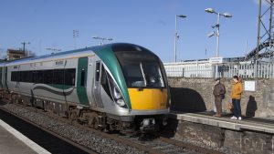 Phoenix agus a Da ar an Dart agus an-time acu