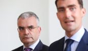 Ní bheidh aon duine mórán níos fearr as is cuma moch nó déanach a éiríonn siad