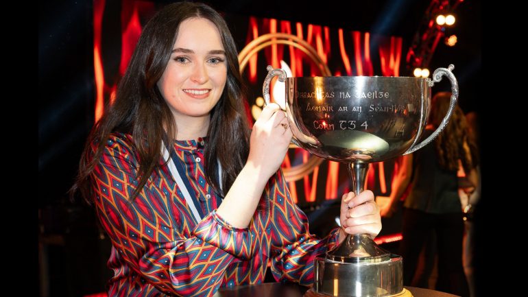 ‘Ní hé an bua is mó atá i mo chuimhne, ach an cineáltas a léiríodh dom’