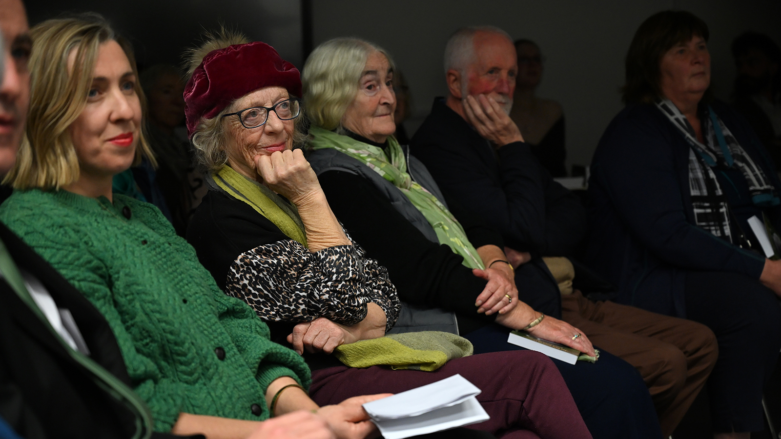 Na sluaite faoi dhraíocht ag an bhFéile Bheag Filíochta i gCorca Dhuibhne