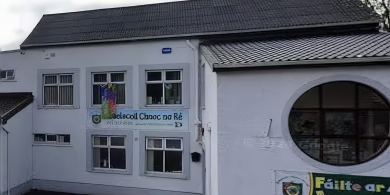 ‘Macalla Ospidéal na Leanaí’ le cloisteáil i scéal Ghaelscoil Chnoc na Ré i Sligeach