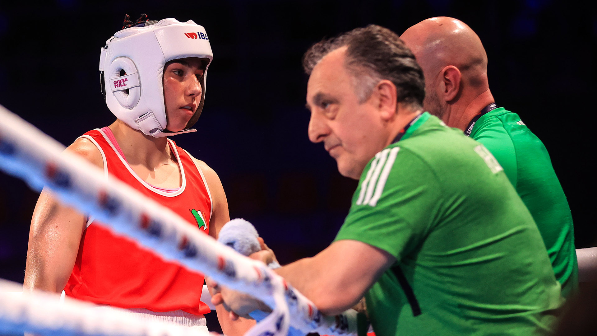 Curaidh Curaçao, ceannas na Ríochta agus slán le Zaur