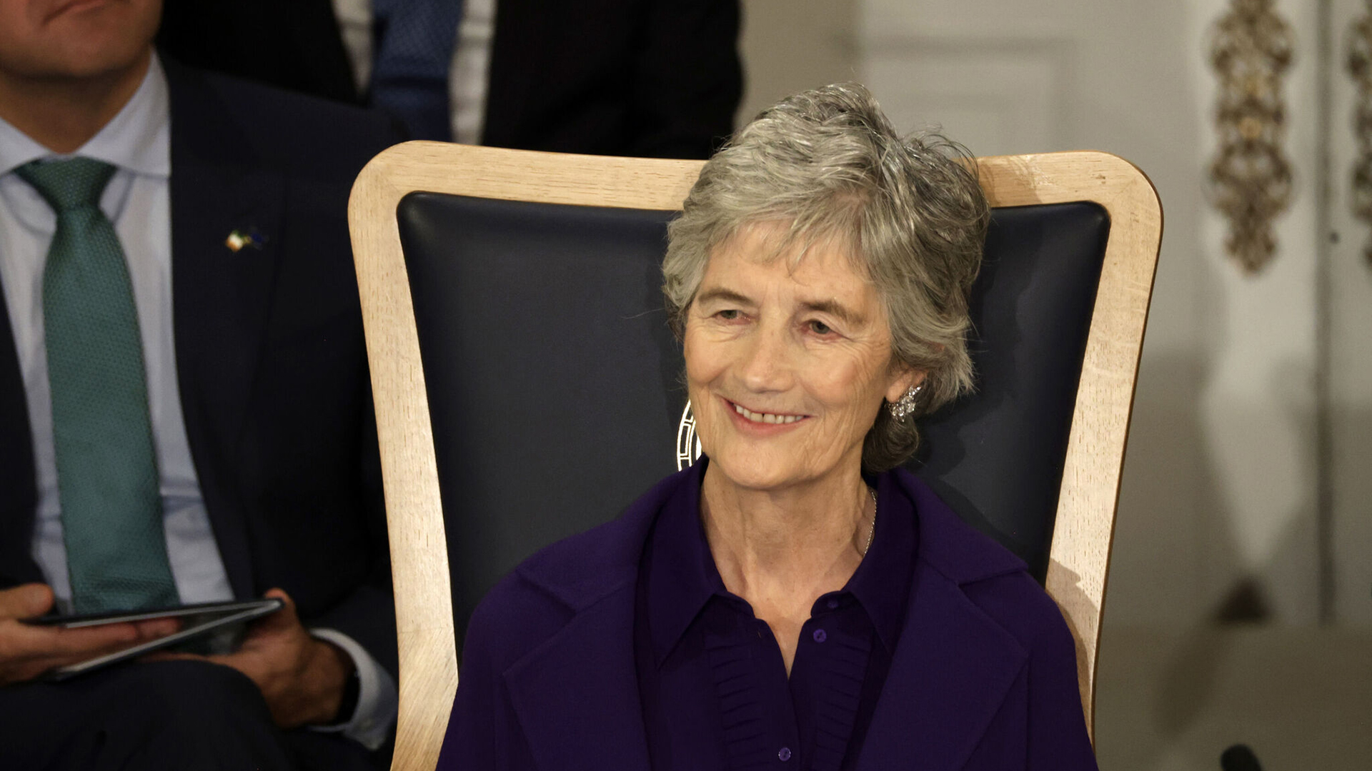 Dóchas go scaipfidh sampla an Chéad Saoránaigh i leith na Gaeilge ar fud na seirbhíse poiblí